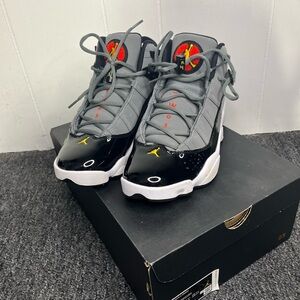 Jordan Six Rings Black and Gray